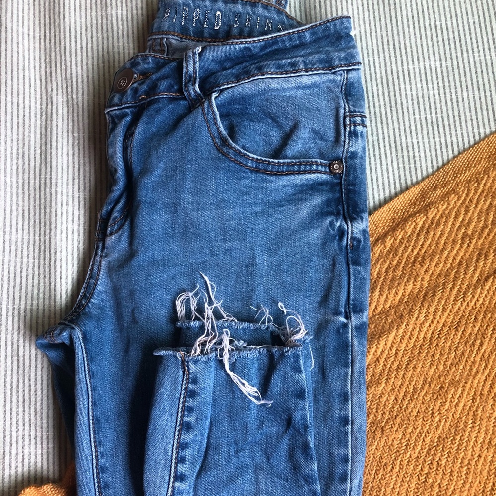 Ripped Skinny Denim Jeans